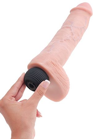 ������������� 9" Squirting Cock with Balls � �����